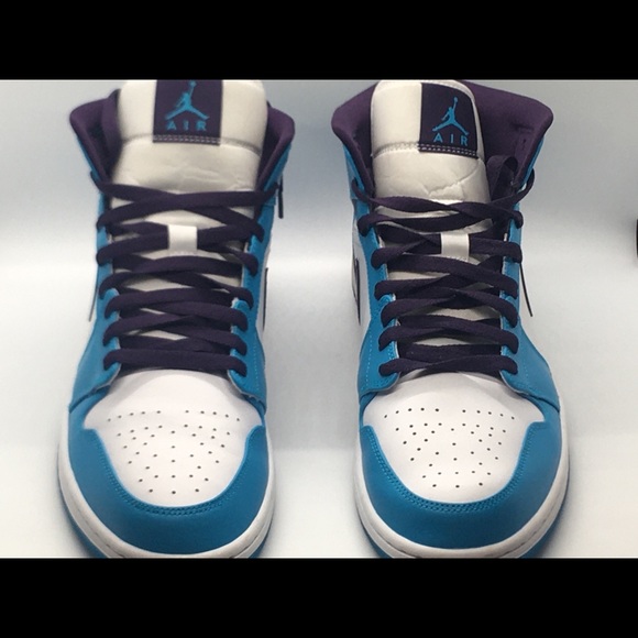 Jordan 1 ‘Hornets’ - Picture 2 of 4
